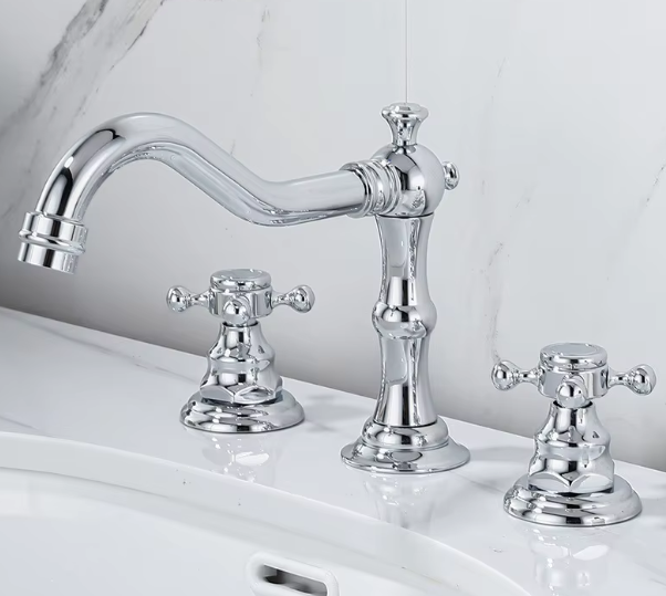 Brass European vintage basin faucet single handle basin faucet sink water Hot and cold mixing faucet Three-Hole Basin Cabinet for the Bathroom